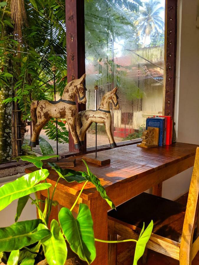 Sunsets And Palm Trees Bed & Breakfast Alappuzha